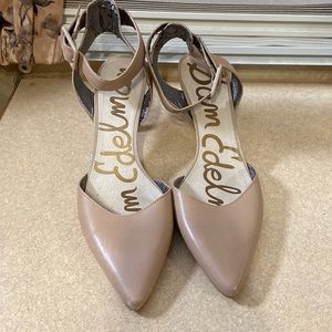Sam Edelman Okala tan pointed toe heel with ankle strap Women’s size 11